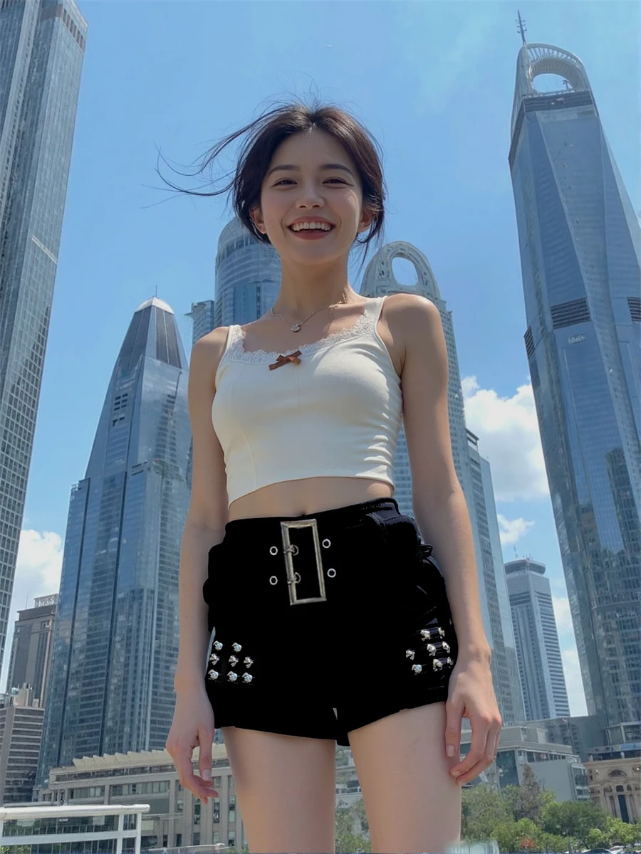 شورت نسائي برشام Ulzzang خارجي مائل مضحك ذهبي وفضي بنطلونات Cortos جماليات رمادي فائق مغسول