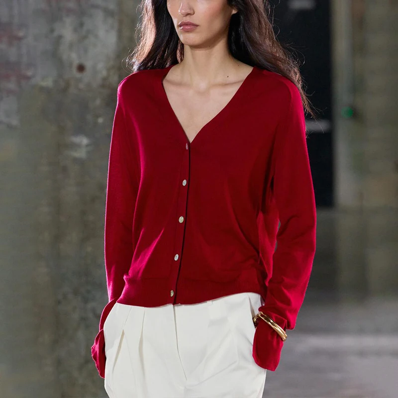 2025 été nouveau Sle femmes Faion trajet aiguille Fine tricoté Jaet coupe ample longue Sve v-ne Polyester Fiber Cardigan