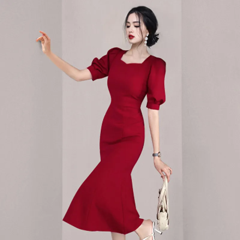 

High Quality Design Runway Dress Women's Short Sleeve 2024 Summer New Senior Sense Square Neck Slim Pack Hip Ffishtail Dress