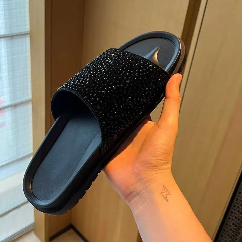 Soft Leather Men's Slippers Summer 2025 New Fashion Diamond Casual Beach Slippers Wear-Resistant Thick Bottom mid Heel