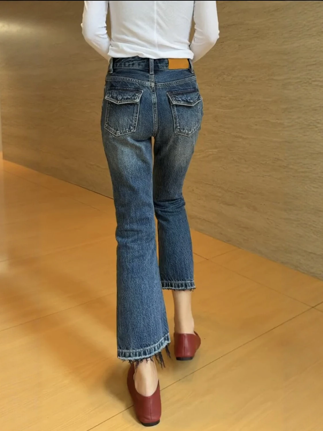Authentic Fall New Style Women's Micro Flared Jeans Versatile Nine Points Slim Fit Bell Bottoms Casual High Waist Cotton Stre...