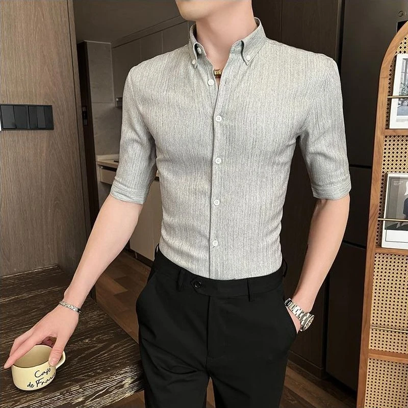 

2026 Summer New Men's Short Sleeve Shirt Fashion Striped Design Casual Stylish Wear