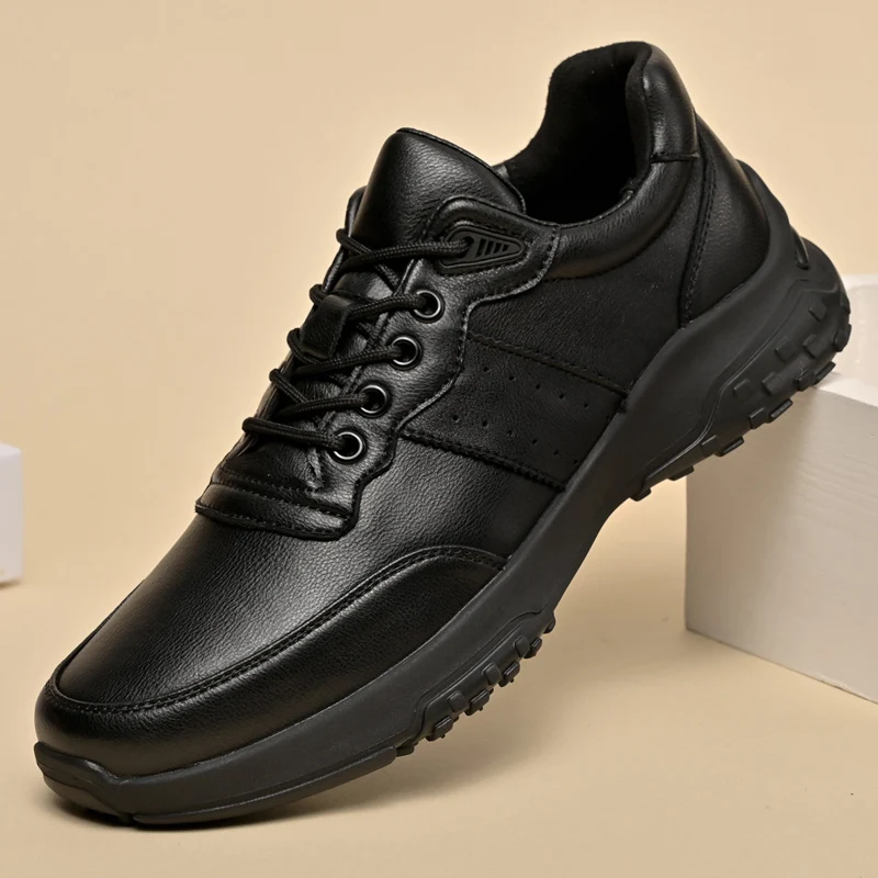 Golf Sneakers for Men, New Outdoor Fashion, Casual Walking Shoes, Men's Black and White Fitness Golf Shoes