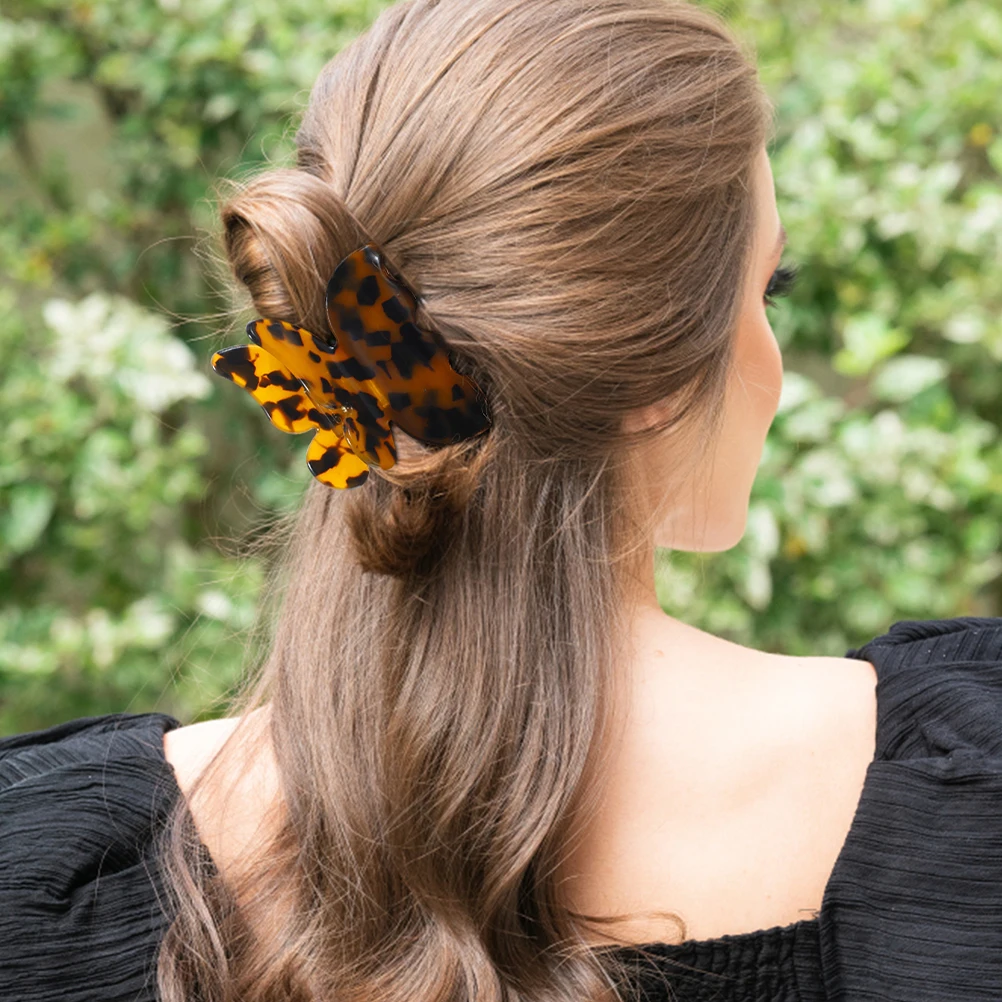 

2Pcs Butterfly Acetate Claw Clips Versatile Accessories Strong Grip Mechanism Fashionable Miniature Hairpins Thick Hair Styling
