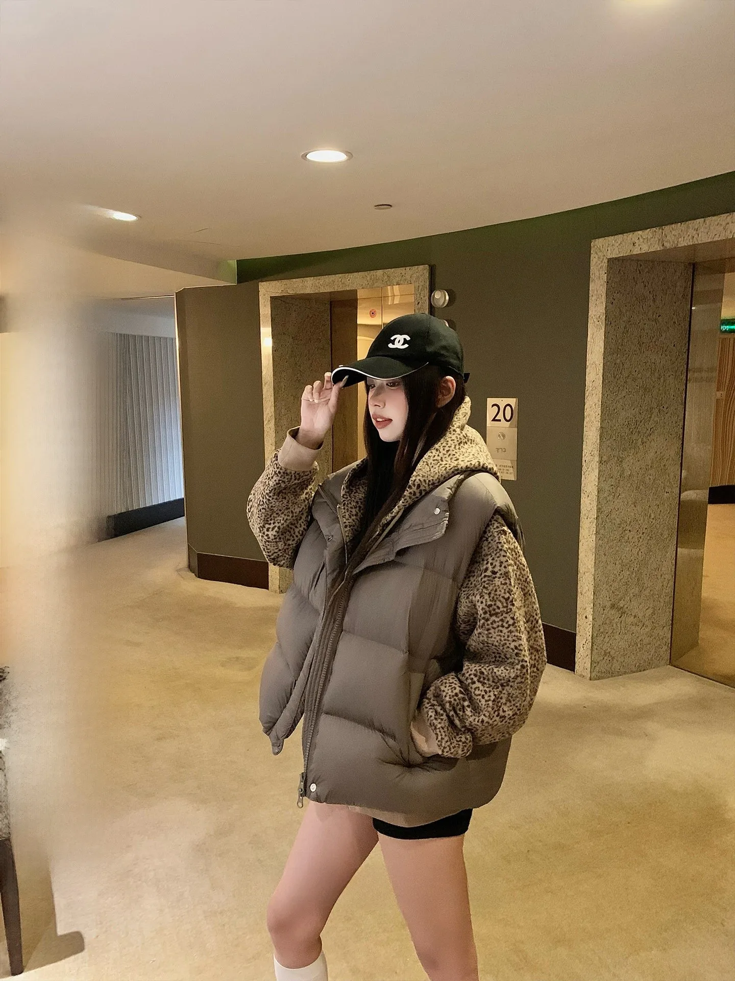 

Slimming Lightweight White Du down ort Casual Puffer Vest Pure Color Commute Sle Korean Version Eco-Friendly Ladies Jaet