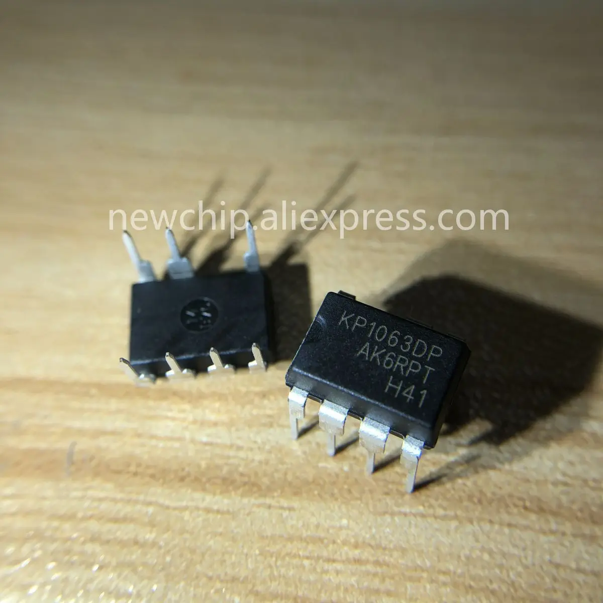 KP1063DP 3-200pcs/lot New original non-isolated, step-down active power factor correction LED power switch driver chip DIP-7