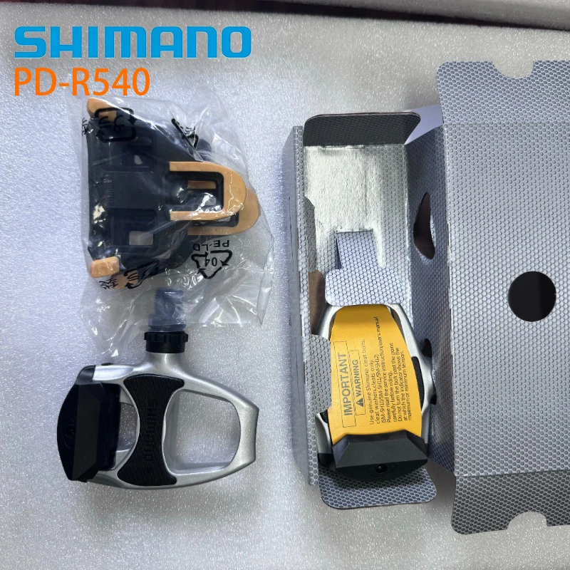 Light Action Self-Locking Pedal Set Includes SM-SH11 Cleats 9/16" Thread SHIMANO PD-R540 SPD-SL Clipless Road Bike Pedals
