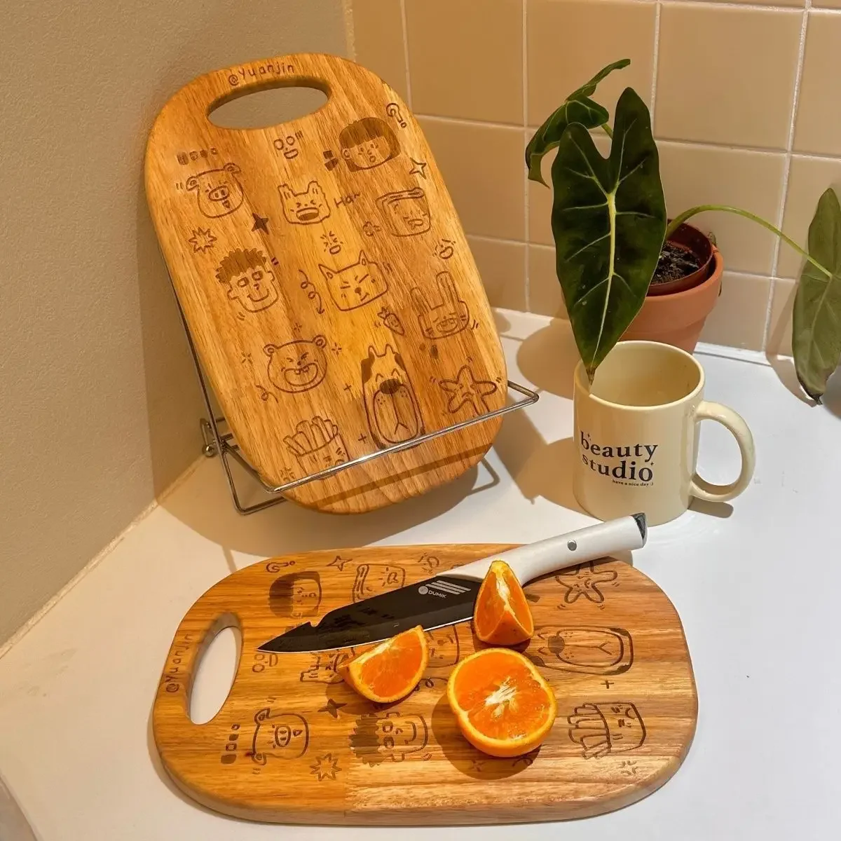 Solid Wood Cutting Board Mildew-proof Sandalwood Kitchen Chopping Board Baby Complementary Food Fruit Cutting Board for Kitchen