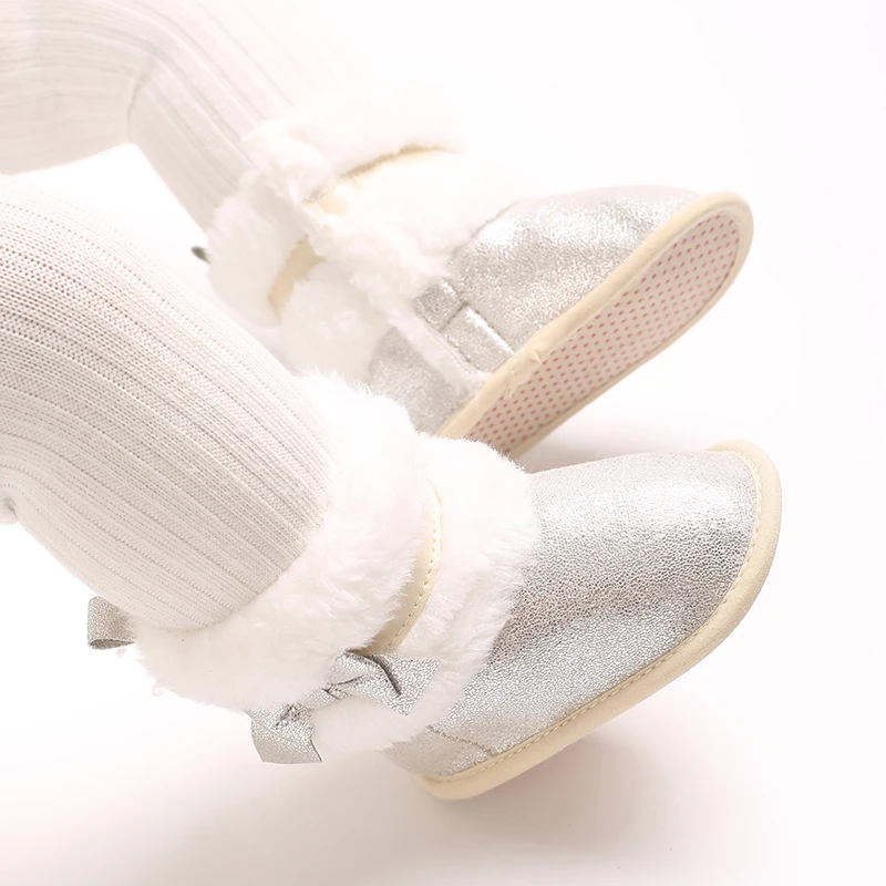 Zapatos de invierno para niña recién nacida, zapatos planos cálidos y brillantes con bonitos lazos, zapatos informales para caminar para niños pequeños