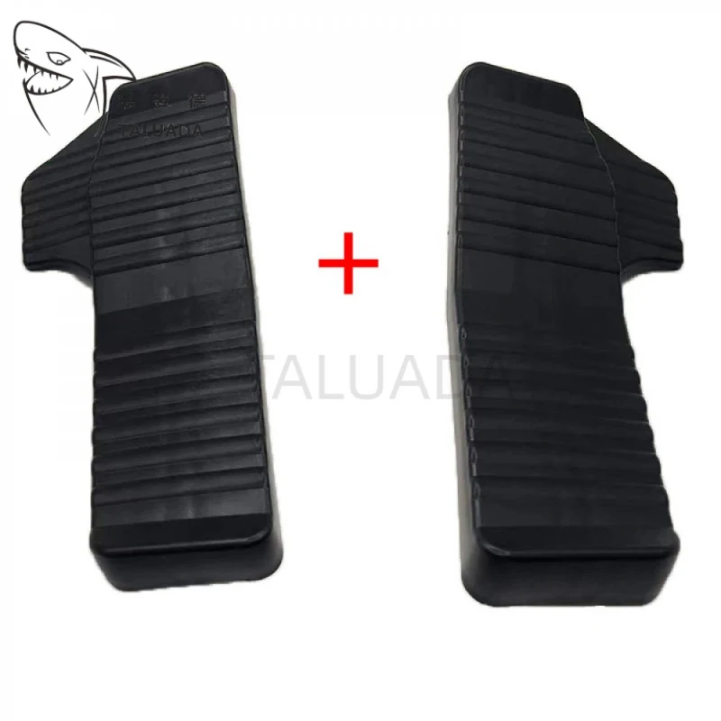 A Pair Foot Walking Pedal For PC60-7 120 200 220 240 300 360-7-8 Excavator Foot Padle High Quality