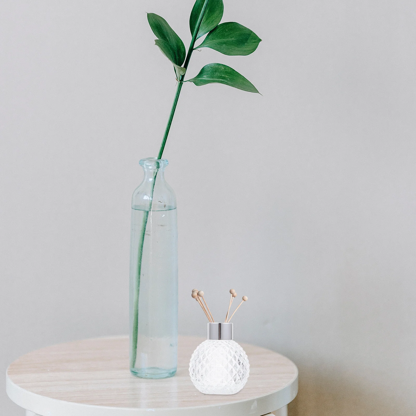 

6Pcs Fragrance Bottles Glass Washable Refillable Perfume Spray Bottles for Travel Essential Oil Storage Perfume Containers