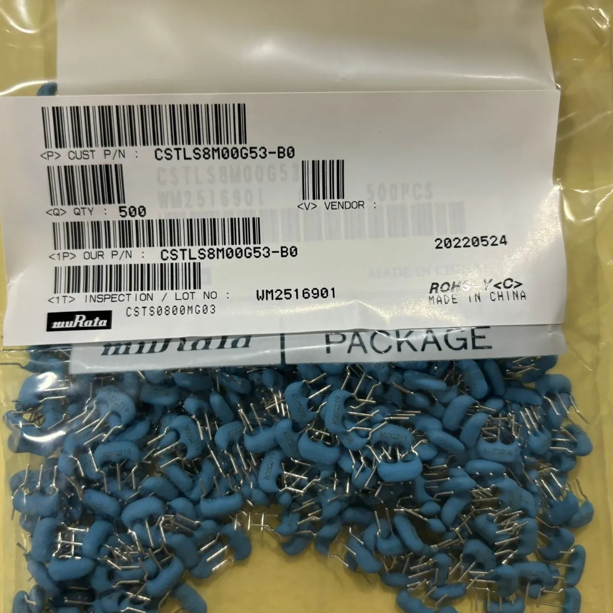 

CSTLS8M00G53-B0 Оригинальный керамический кварцевый генератор Murata с сквозным отверстием 8M CSTLS8M00G53-BO IC чип интегральная схема