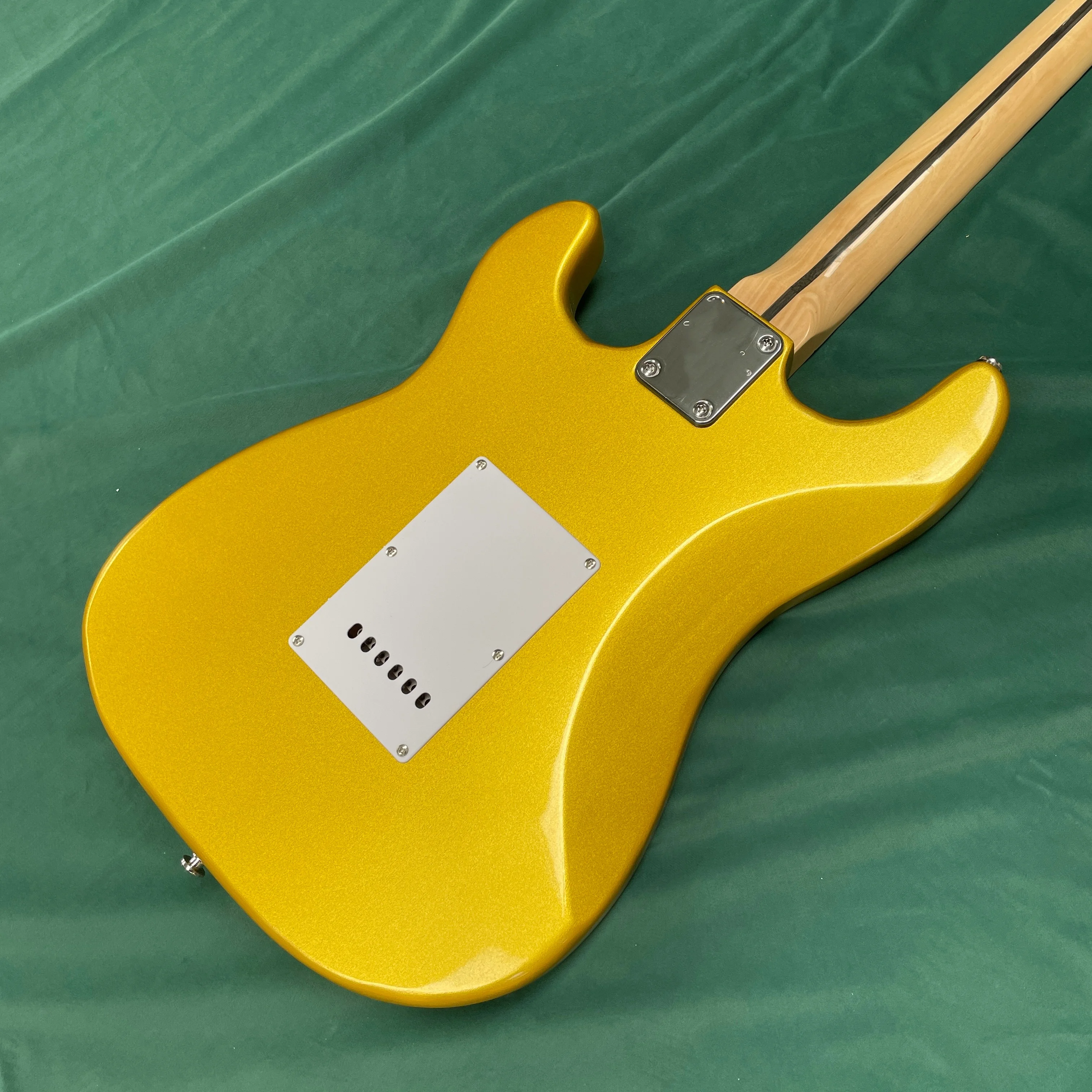 6-string electric guitar with maple fingerboard,silver hardware guitars,suitable for beginners and intermediate players guitarra view 6