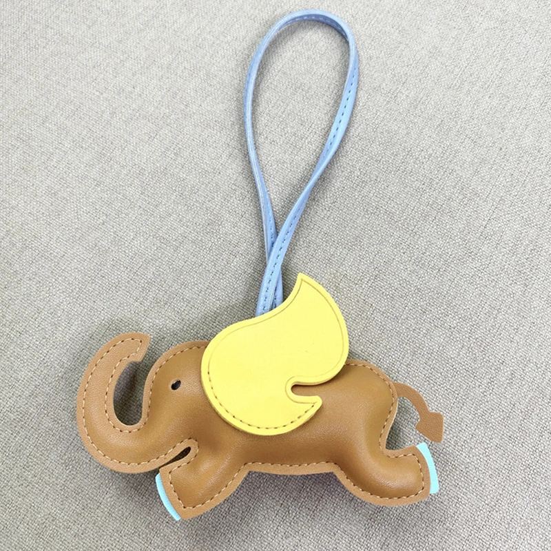 PU Leather Wing Flying Elephant Hanger, Trendy Designer Chaveiro, Decoração Pingente para Senhoras, Saco Charm Acessórios, Ornamento Presente