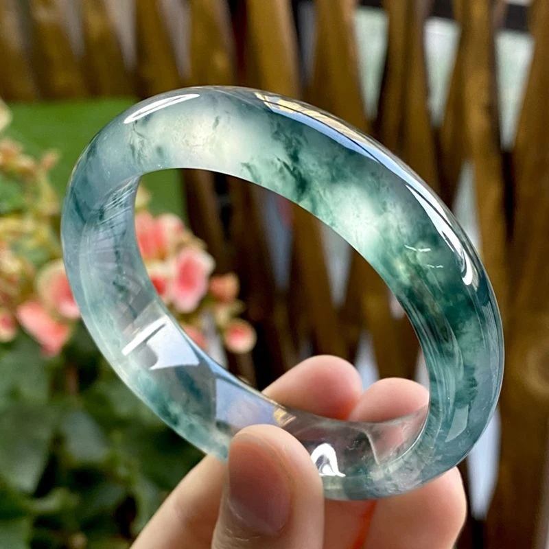 

Authentic natural ice jadeite bangle with floral patterns in bright green, Burmese old mine jewelry, classic round noblewoman ba