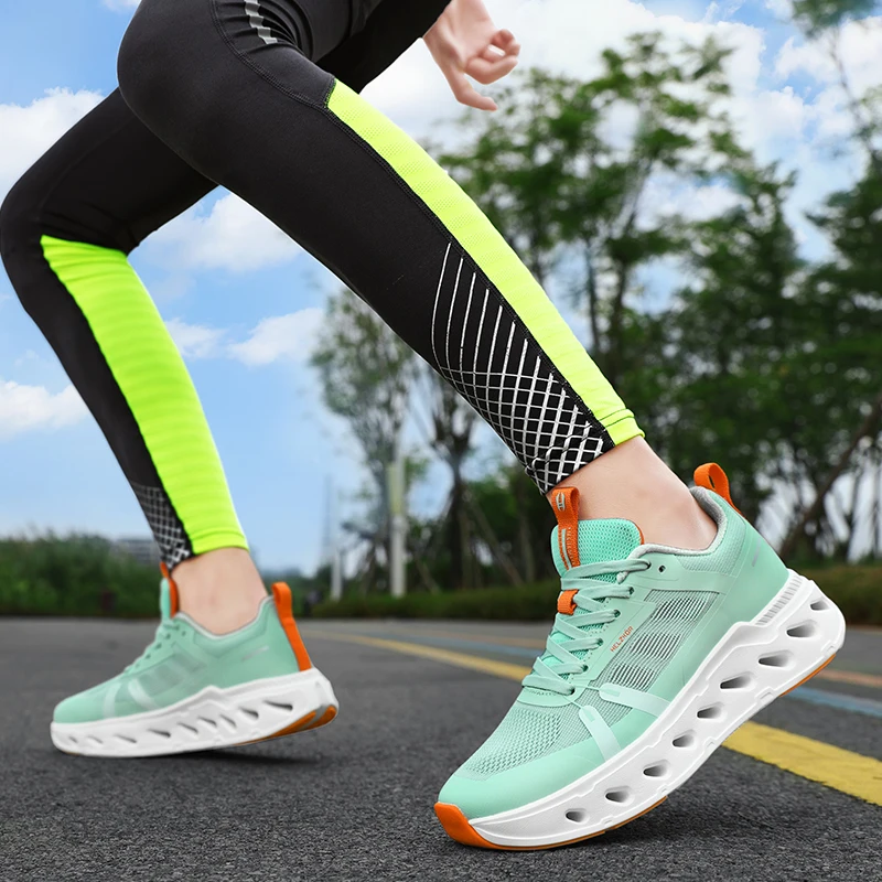 

New Fashionable Versatile Mens Sports Shoes Lightweight Comforta Soft Running Shoes Arch Support Stress Relieving Walking Shoes