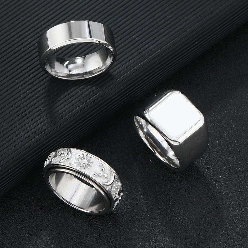 Men Polished Stainless Steel Signet Ring Sun Moon Star Spinner Ring Smooth Square Blank Unisex Vintage Daily Finger Jewelry Gift