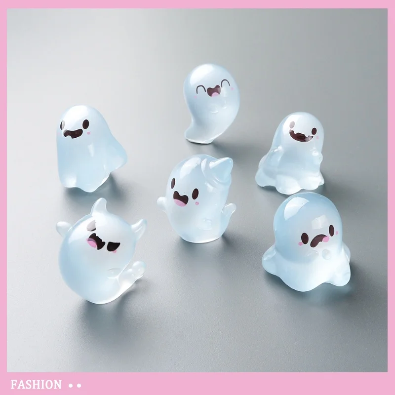 Glow In The Dark Ghost Desktop Decoration Luminous Cartoon Central Control Car Decoration Display Cute Dust Elf Miniature Toy