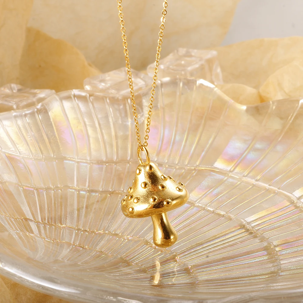 Stainless Steel High Quality Mushroom Pendant Necklace Gold Color Plated Jewelry for Women Men Couple Vintage Wholesales Jewelry