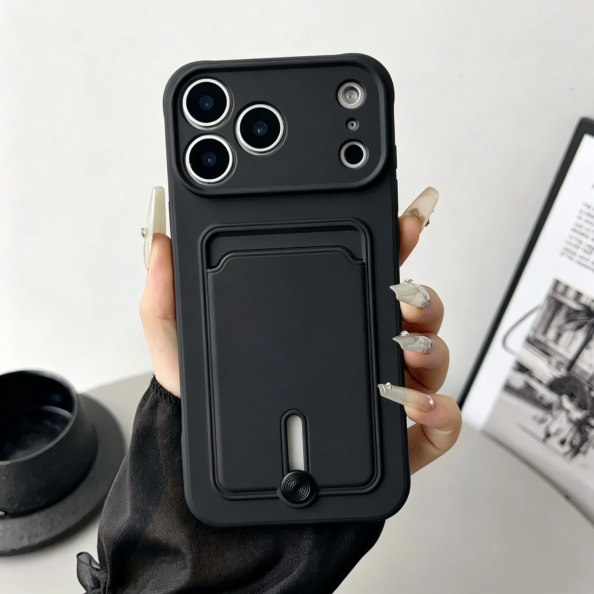 Donker kersenkleurige siliconen telefoonhoes met kaarthouder voor iPhone 18 17 16 15 14 13 Pro Max, schokbestendige achterkant