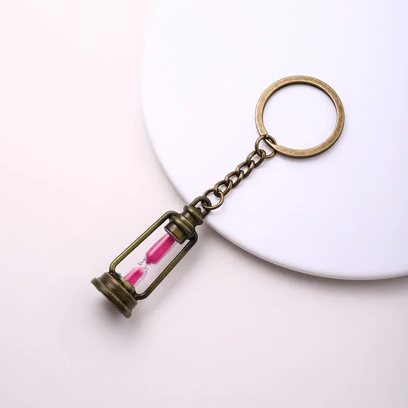 Creative Vintage Unique Alloy Hourglass Keychain Minimalist Nostalgic Car Lock Keyring for Women Trendy Steet Female Accessories