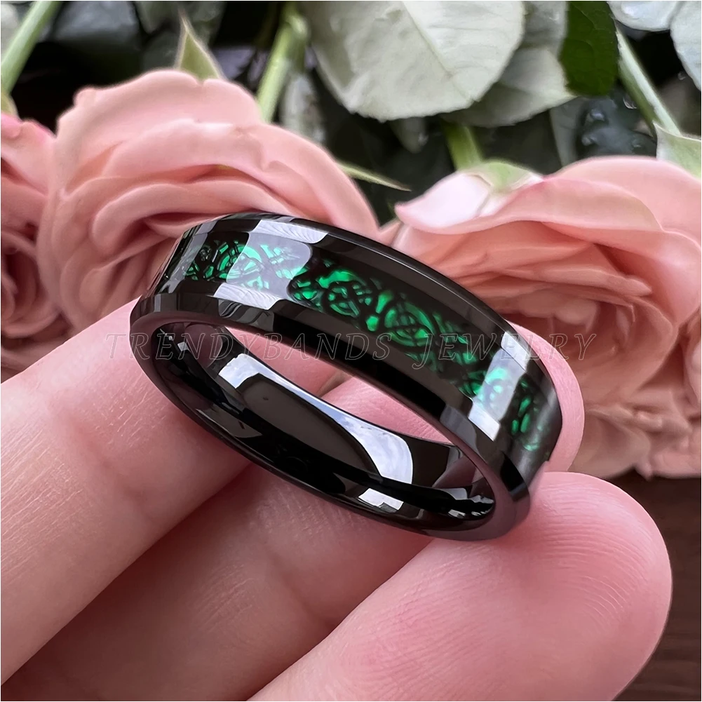 6 mm 8 mm Eheringe für Herren und Damen, schwarzer Wolframring mit grünem Opal und schwarzem Drachen-Inlay, bequeme Passform – Detail 7