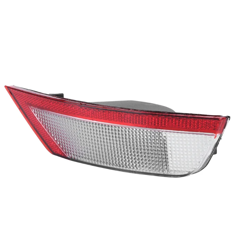 المصد الخلفي الأيمن ضوء الضباب 8M5115500AB مناسب لفورد فوكس MK2 2008-2015