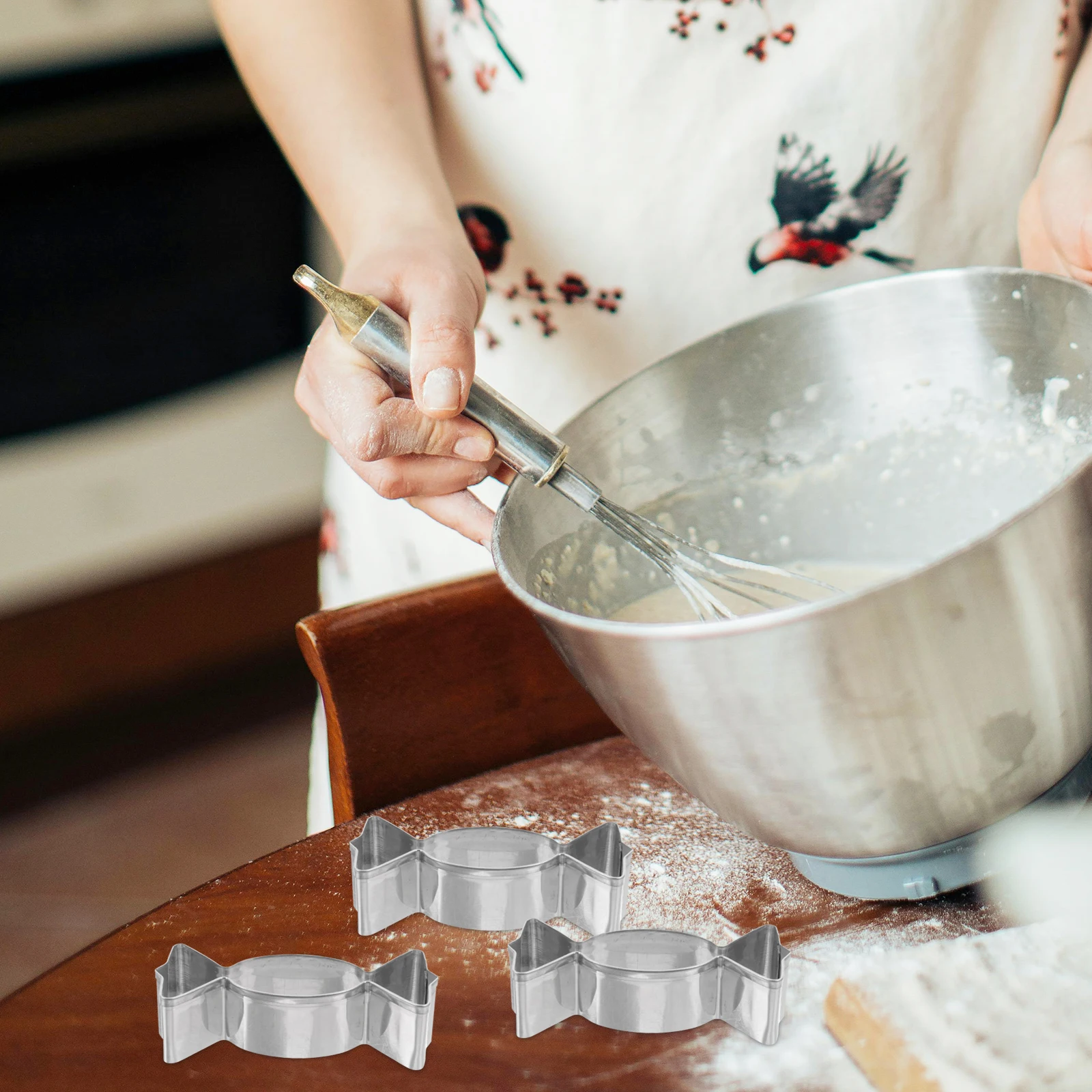 

4 Pcs/1 Stainless Steel Biscuit Mold Cake Baking Cookie Stencils Halloween Fondant DIY Biscuits Cutter