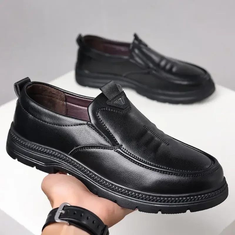 Abbigliamento formale da uomo di moda scarpe da uomo Oxford di lusso in vera pelle rossa da uomo