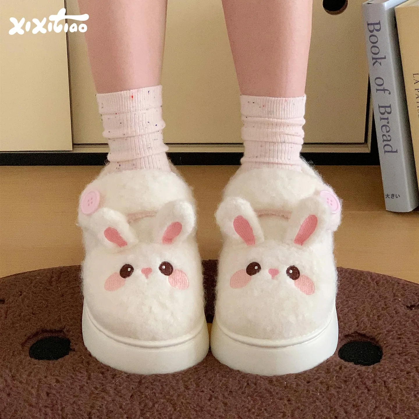 

Милые зимние ботинки для девочек с подкладкой из флиса и хлопка, нескользящие, на тонкой подошве, с круглым носком, на плоском каблуке, из ЭВА, повседневные, в стиле Birkenstock