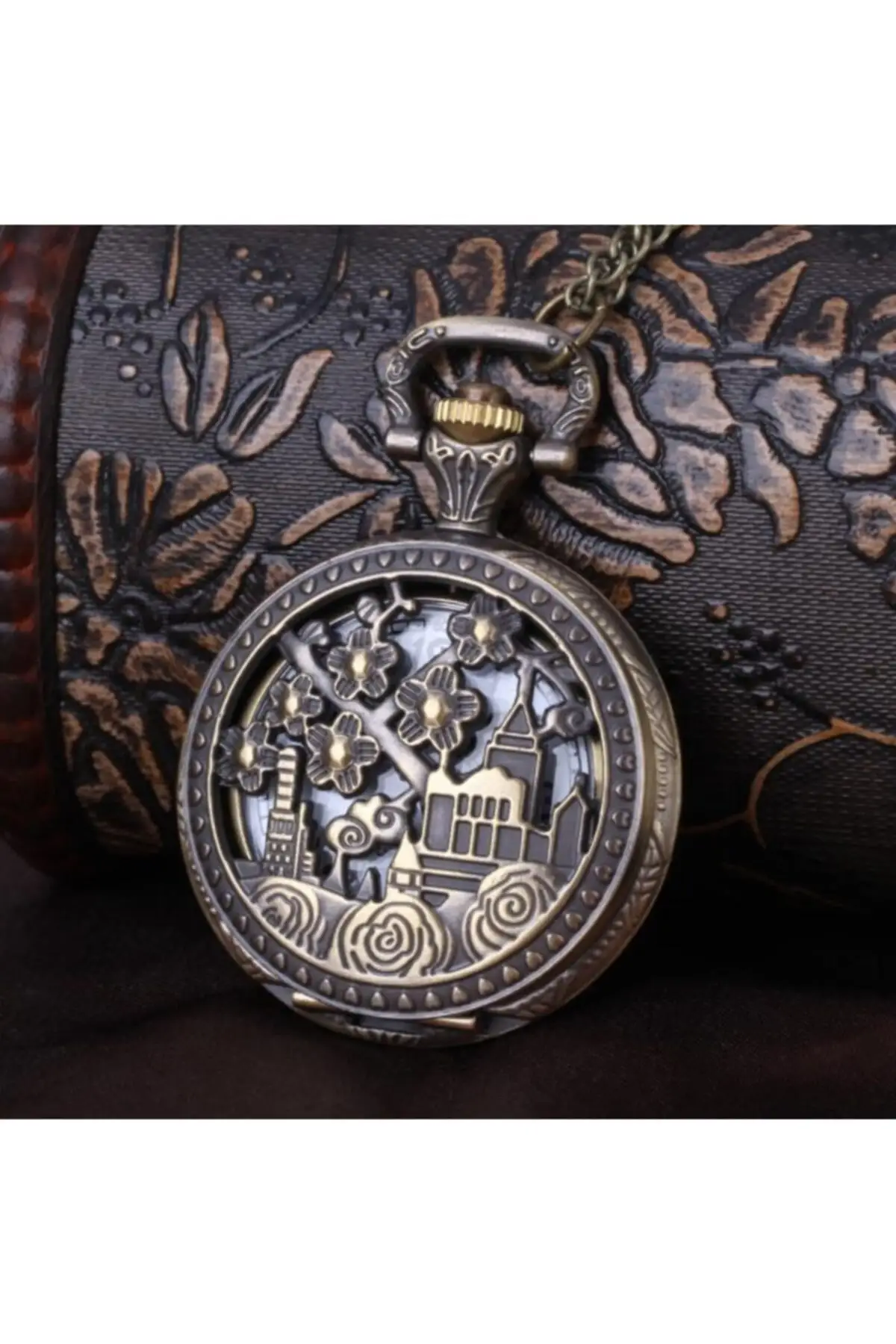 

Uras Bronze Girl Tower Pattern Quartz Köstekli Mini Pocket Watch Necklace Vintage Watch Men Women