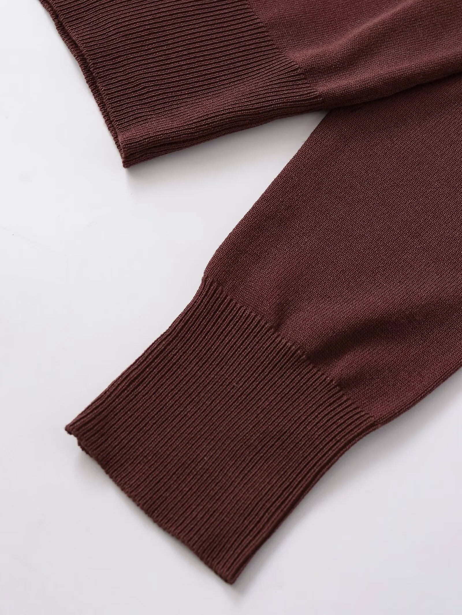 2025 herbst Neue frauen Casual Mode Stil Einfache Pendeln Stil Einzelne Tasche Langarm Wolle Gemischt Gestrickte Pullover