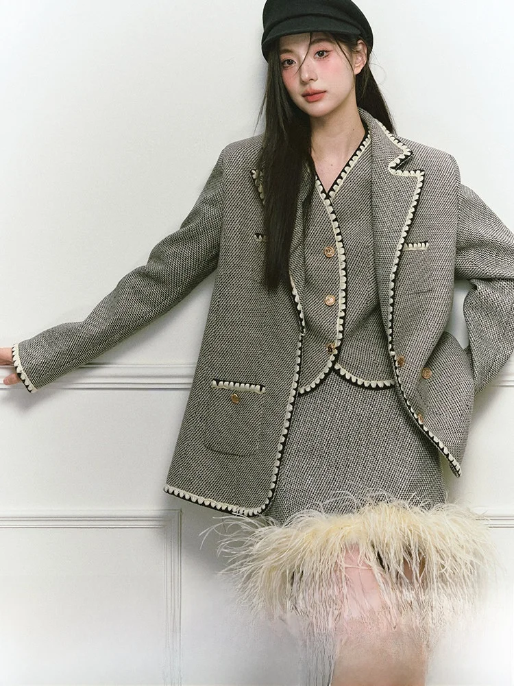 

Осенне-зимний женский модный шерстяной костюм с вышивкой, комплект из трех предметов: юбка и топ, создающий ощущение роскоши