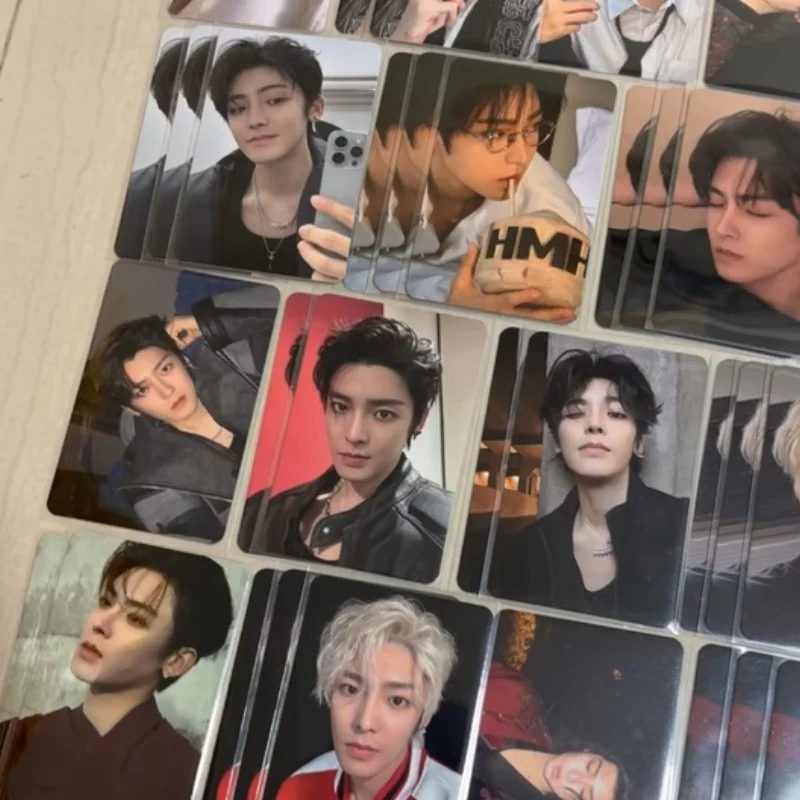 

Hou Minghao Haomeng Collection Starlight Cards Collectible Photocards Box Official Periphery Collection Fans Gift Collection toy