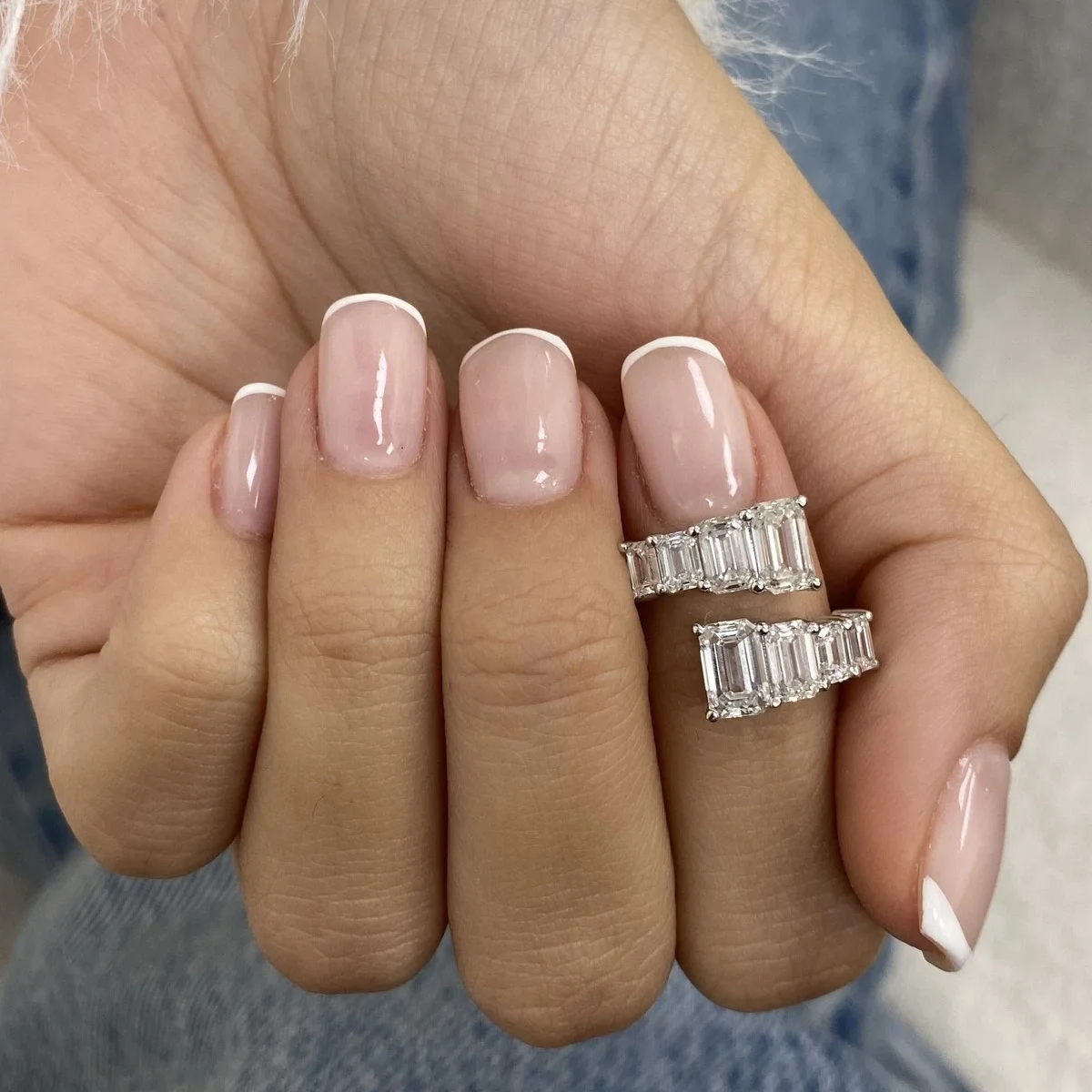2.9ctw Total 8pcs Emerald Shape Diamond Lab Grown Diamond Wrap Ring DEF VS-VVS In Platinum 950 Wedding Band For Lady