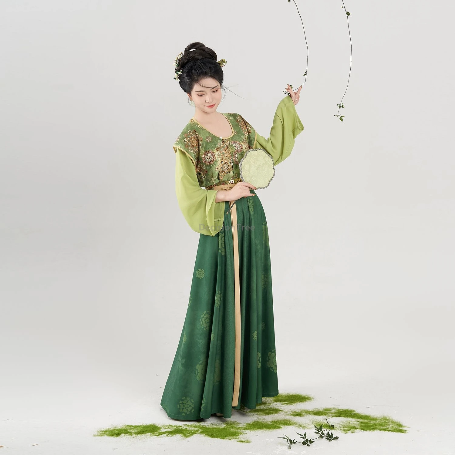 

2026 Ретро-костюм в стиле литературы и искусства, китайский танский ханьфу, стиль Дуньхуан, элегантный изящный ханьфу, костюм для фотосессий в древнем стиле