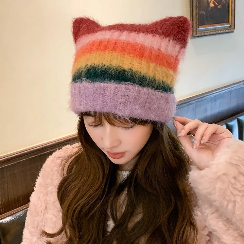 Cappello pullover con orecchie di gatto colorate alla moda Cappello lavorato a maglia di lana arcobaleno sfumato Caldo berretto da donna in stile giapponese Autunno Inverno