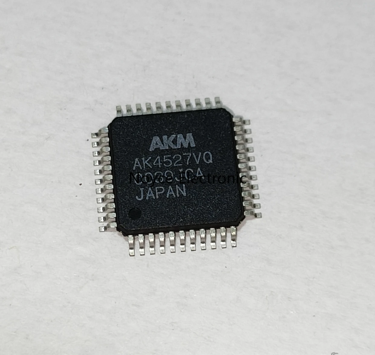 AK4527VQ LQFP-44 audio codec chip patch integrated ic new original /1pcs