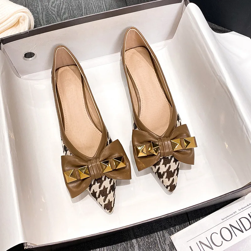 Plus Size 34-43 Women Pointed Toe Flats Slip on Girls Casual Shoes Office Lady Dress Shoes 1cm Heel Pumps Fashion Bow Female T63