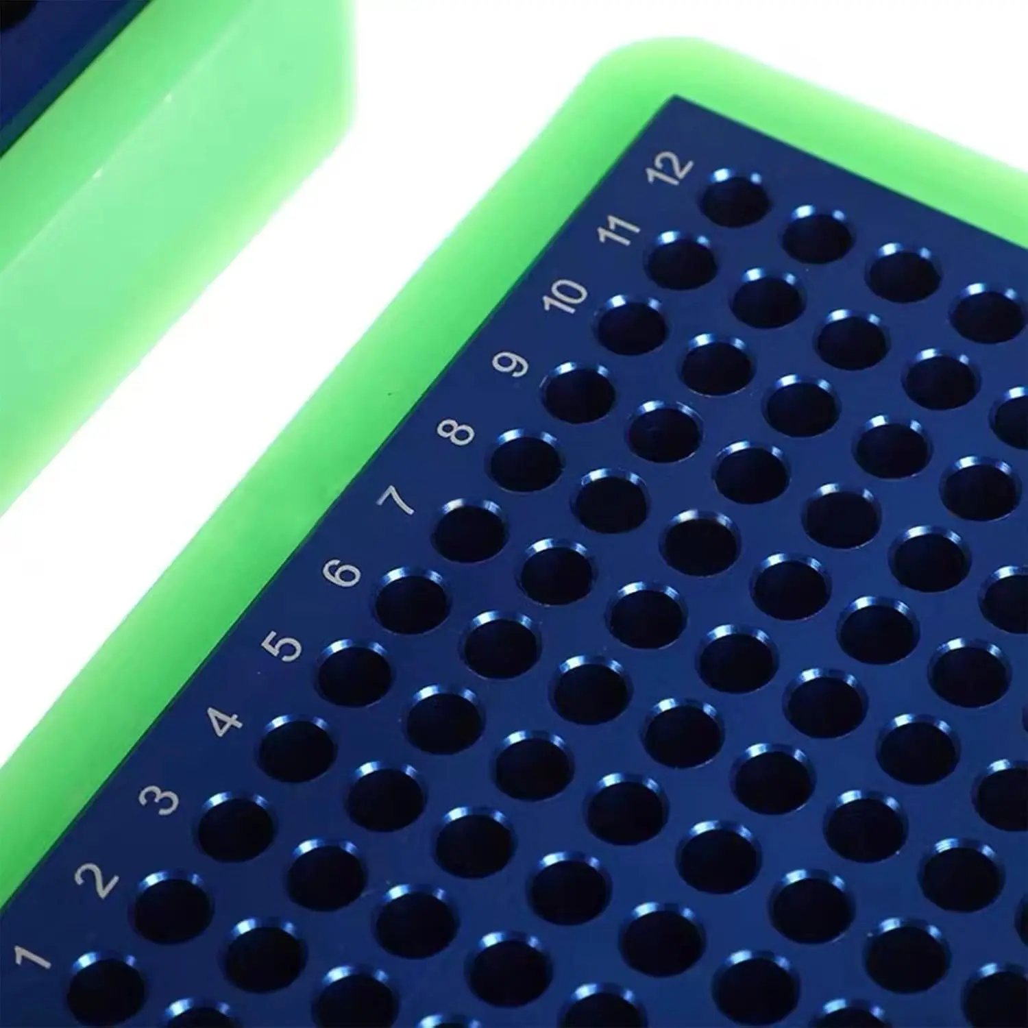 96 Well Aluminium-Kühlblock PCR-Kühler für 0,1 ml 0,2 ml PCR-Röhren, Streifen, 96-Well-Platten, Aluminium-Eisbox-Röhrenständer, 1 Stück – Detail 2