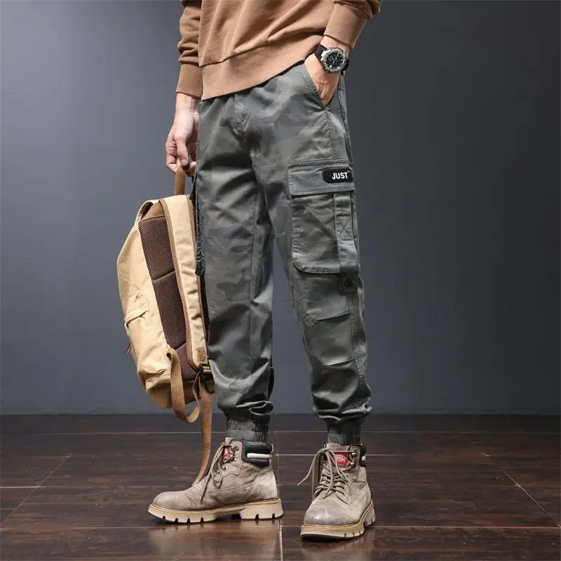 

Мужские повседневные рабочие брюки свободного кроя с камуфляжным принтом, с множеством карманов, в американском стиле, весенняя новинка, трендовый бренд, хлопок, спортивные