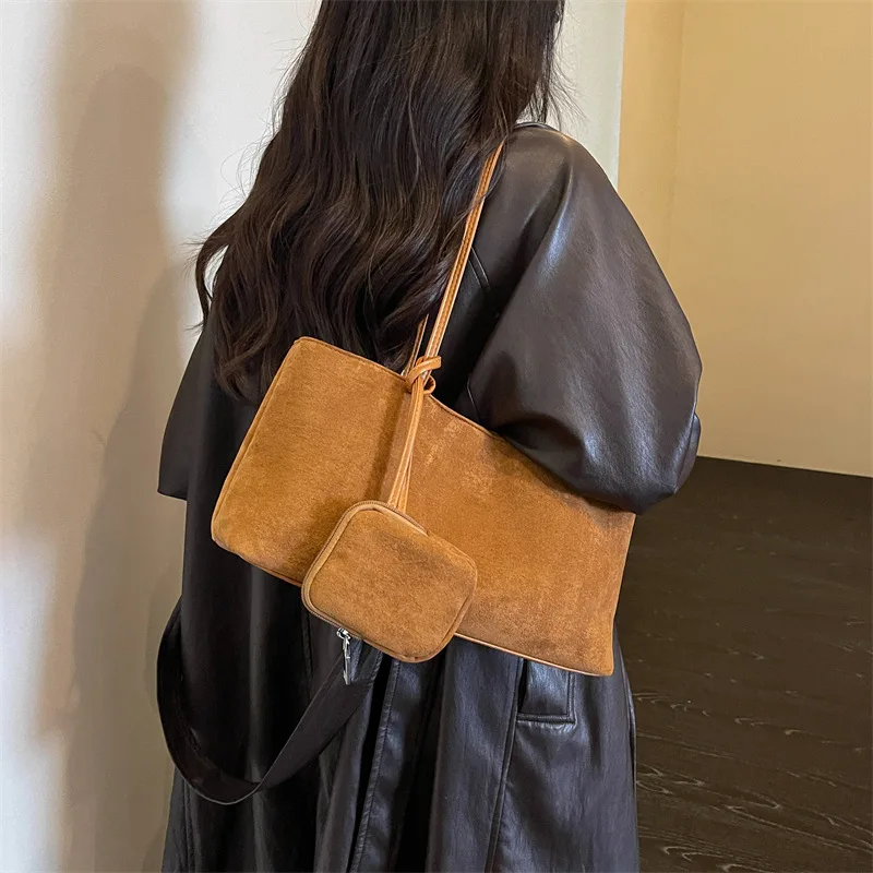 Luxury Faux Suede Shoulder Bag New Underarm Tote Bag Casual Solid Commuter Vintage Minimalist Large Capacity Women Handbag