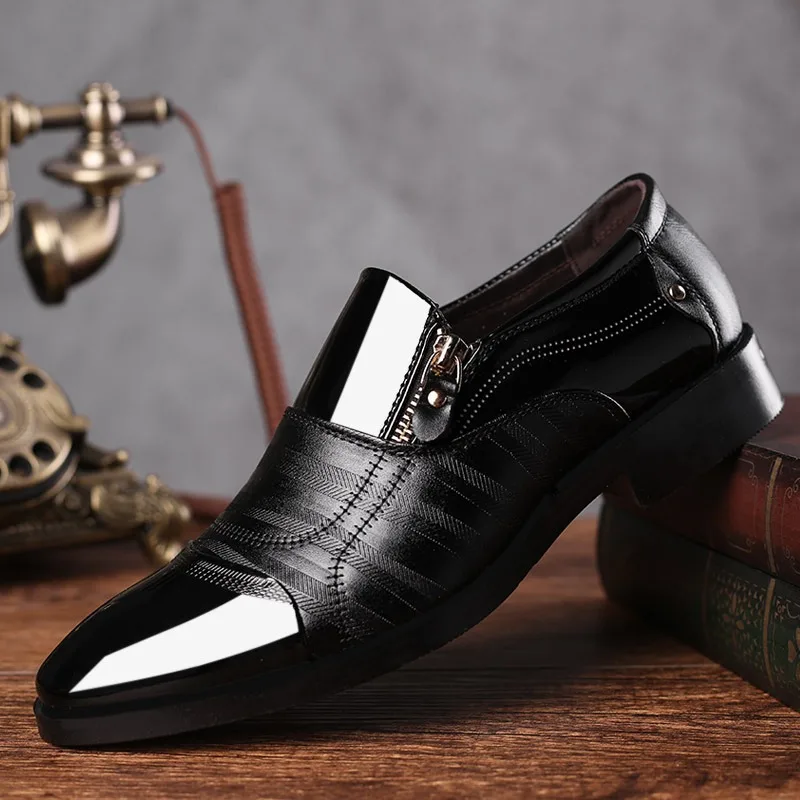 Luxury Mens Patent Leather Shoes Retro Oxford Wedding Men Dress Shoes Male Formal Business Gentleman Office Shoes Loafers Zipper