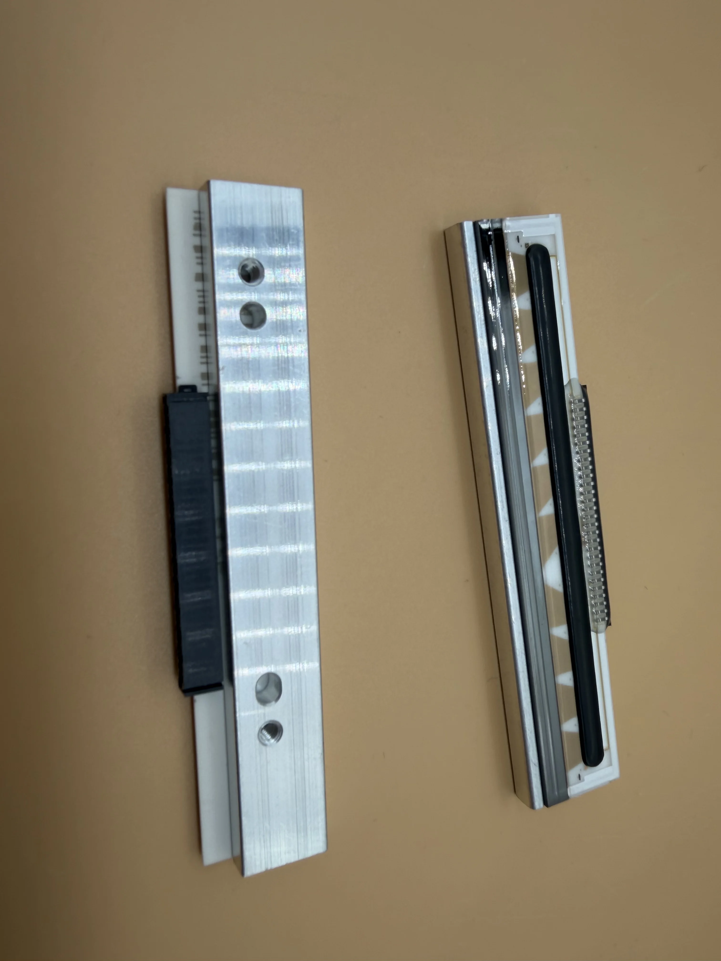 

Термоголовка для печати чеков SureMark POS 4610-1NR, термоголовка для печати этикеток IBM4610-1NR, высококачественная оригинальная термоголовка IBM4610-1NR