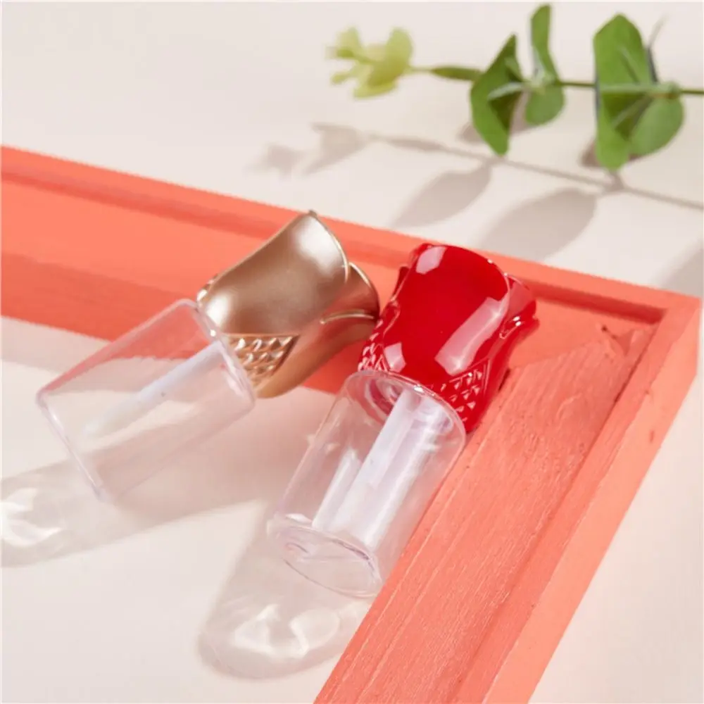 DIY 10 ML Lip Gloss Tube With Brush Rose Shape Sample Storage Lip Oil Container Modern Red Gold Rose Lipstick Tube Makeup Tool