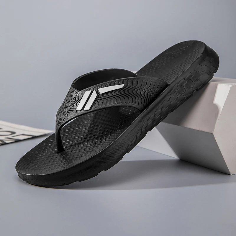 

Massage Flip Flops for Men Summer Breathable Beach Shoes Sandals Men Luxury Flip Flops Breathable Plus Big Size Men Slippers 46