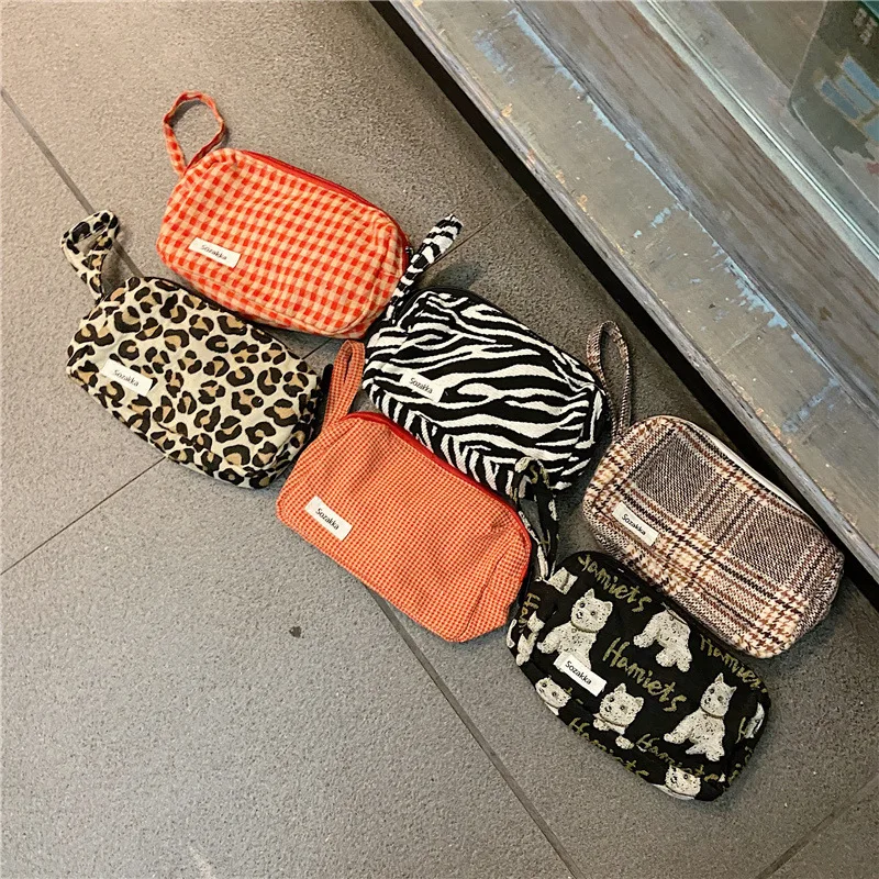 Simple Female Purses Organizer Leopard Zebra Canvas Make up Bag Zipper Pouch Wristlet Wallet Bags for Women