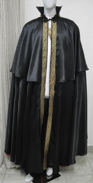 Medieval Gothic Stand Collar Cloak King Prince Cospaly Cloak Festive Black Kings Cape Halloween Carnival Party Velvet Cloak