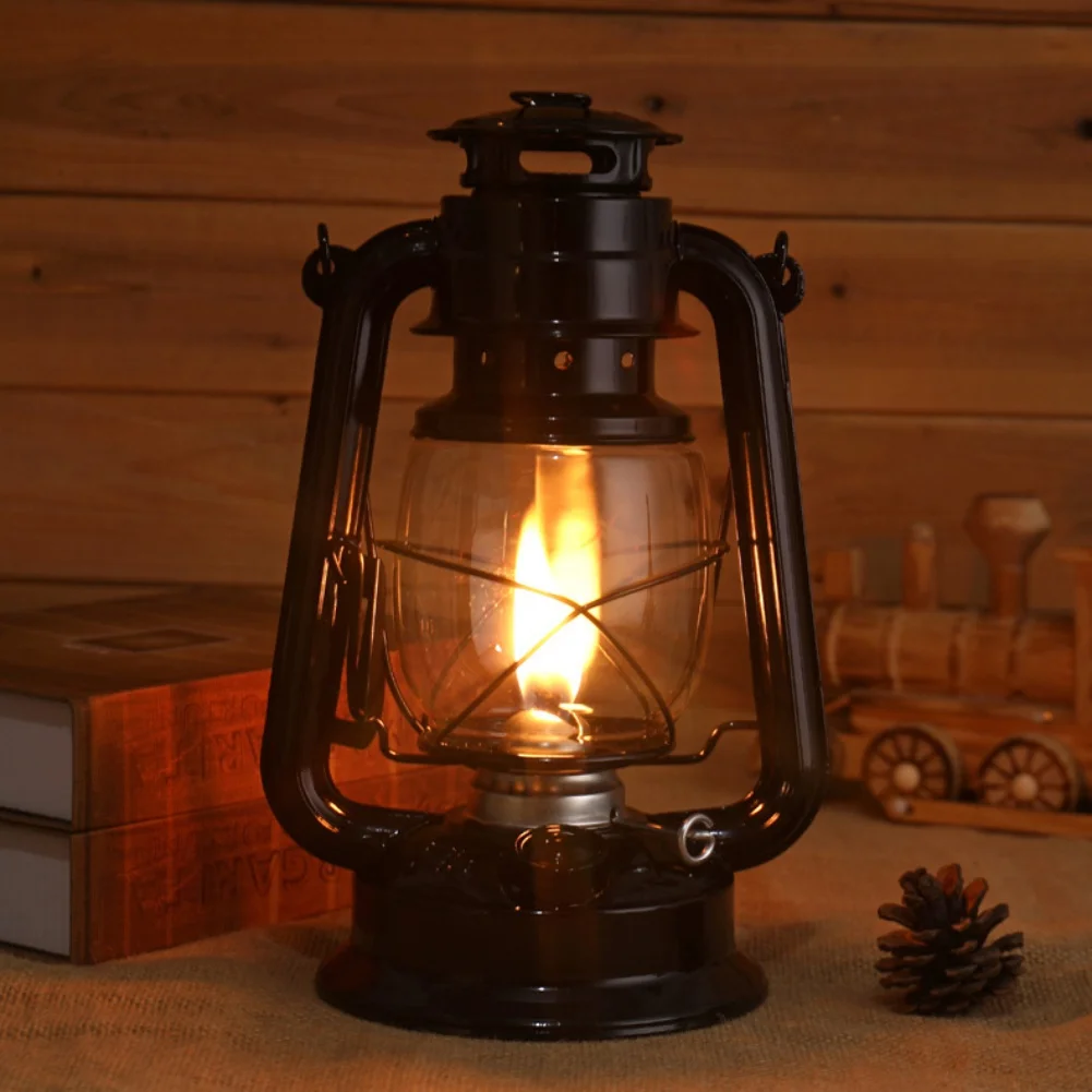 Retro Camping Lantern Vintage Kerosene Lamp Portable Handheld Lantern Outdoor Camping Fishing Hiking Lights Metal Lamps