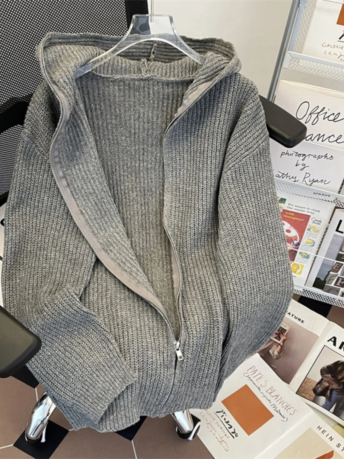 Kardigan Rajut Retro Amerika Model Terbuka untuk Pria, Longgar, Berkerudung, Trendi Musim Gugur Musim Dingin, Mantel Santai untuk Pasangan, Kasual untuk Kaum Muda, Lengan Panjang